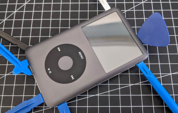 iPod classic, Öffnen, Werkzeuge