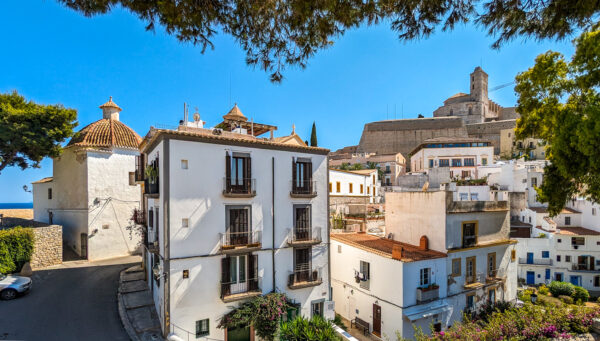 Blick auf die Kathedrale von Ibiza / Eivissa Stadt