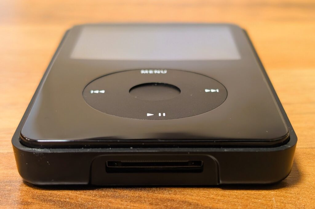 iPod classic 5. Generation mit Classic Connect 2 - Anschluss